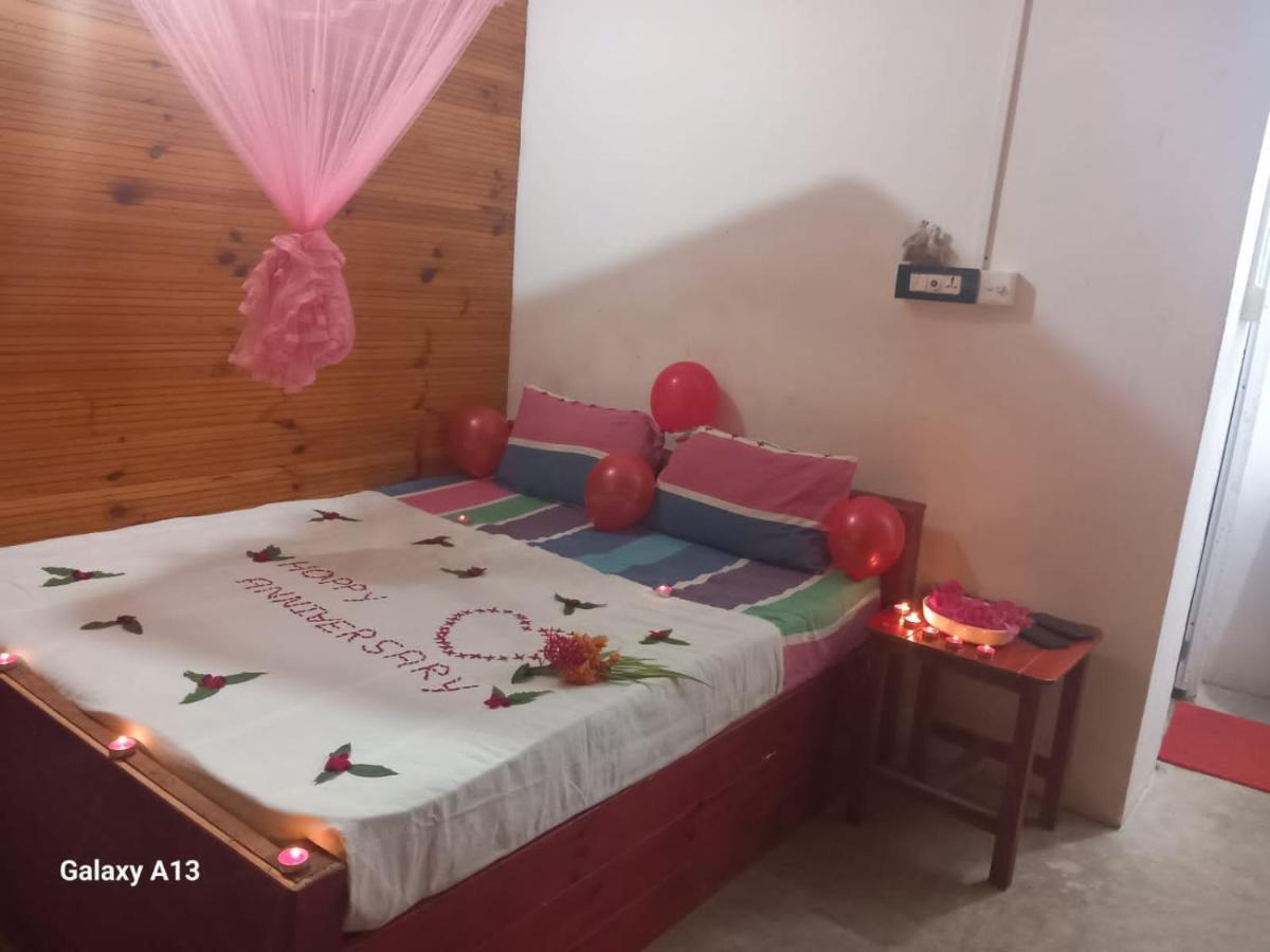 Walkers Hostel Тринкомали Экстерьер фото