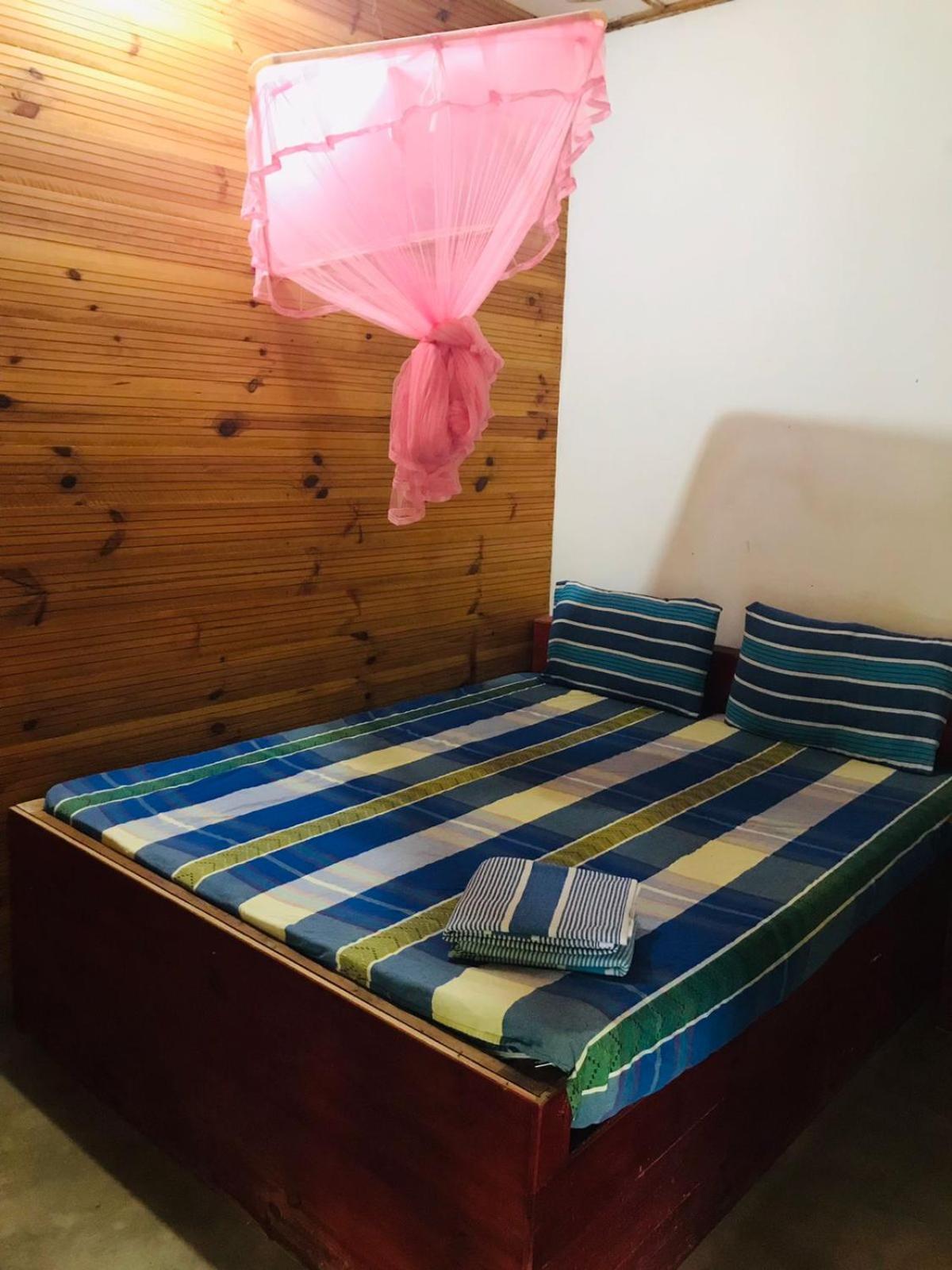 Walkers Hostel Тринкомали Экстерьер фото